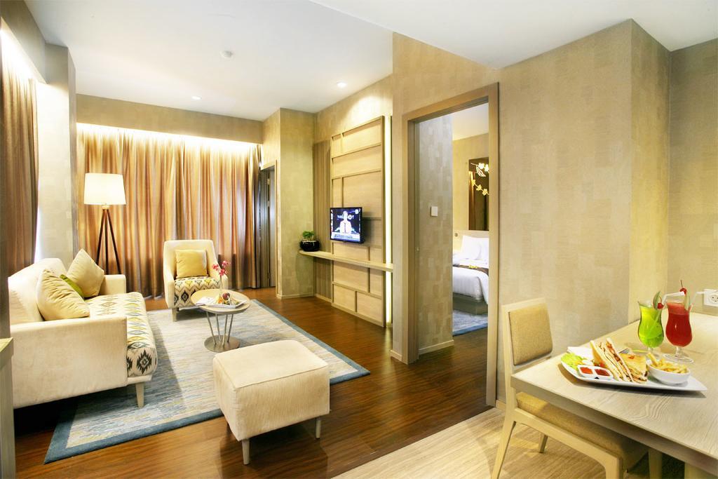Hotel Grand Zuri Muara Enim Exterior photo
